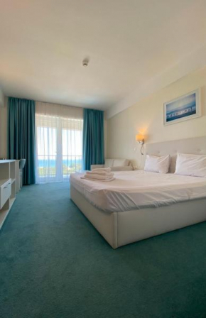 Gabriela Blaxy Apartamente, Olimp